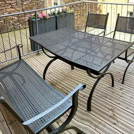 Springiersbacher Hof * Ediger-Eller